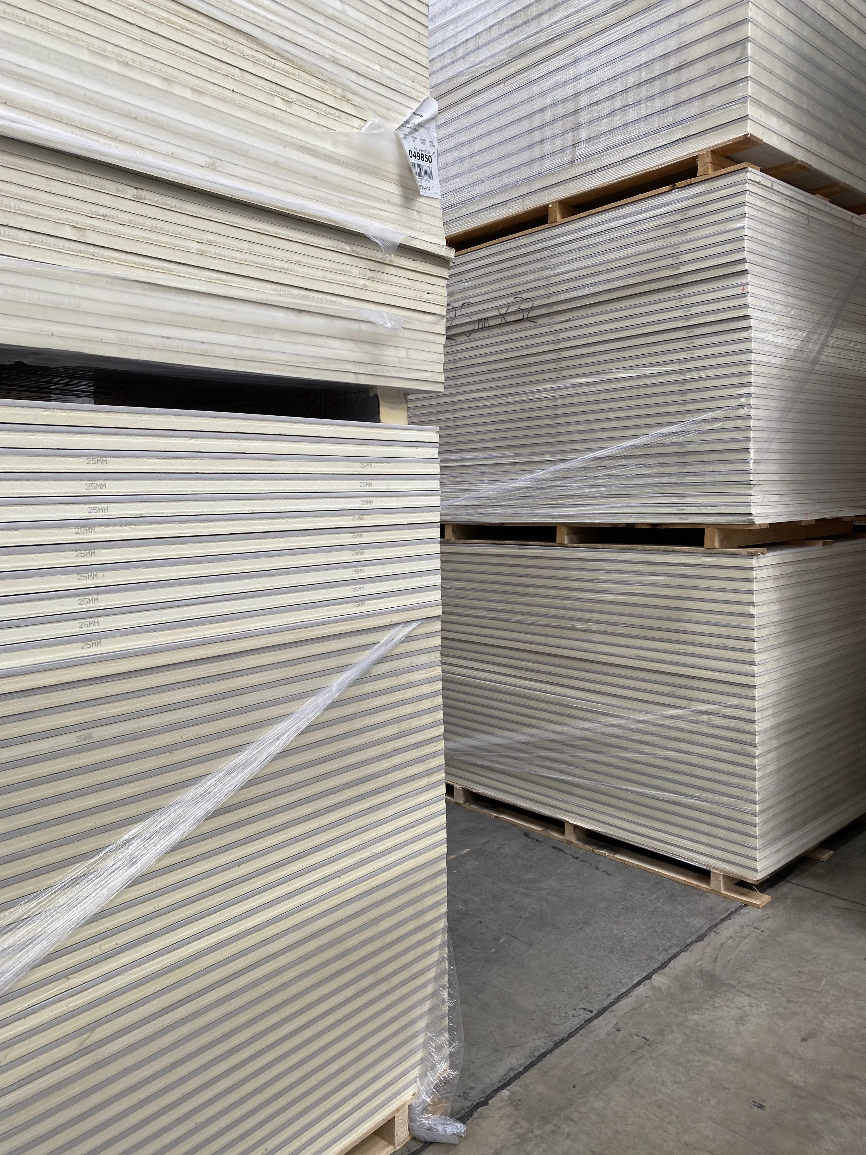 102.5mm Ultraliner Insulated PIR Plasterboard - Pallet of 12