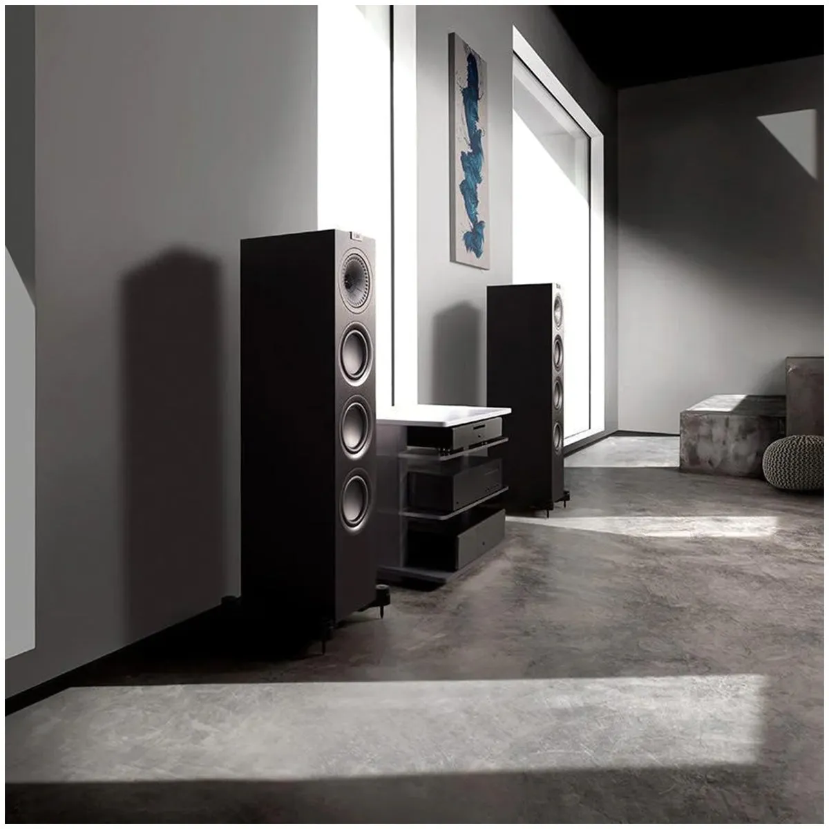 KEF OPEN BOX Q750 Floorstanding Speaker - Each - White-Satisfactory Condition