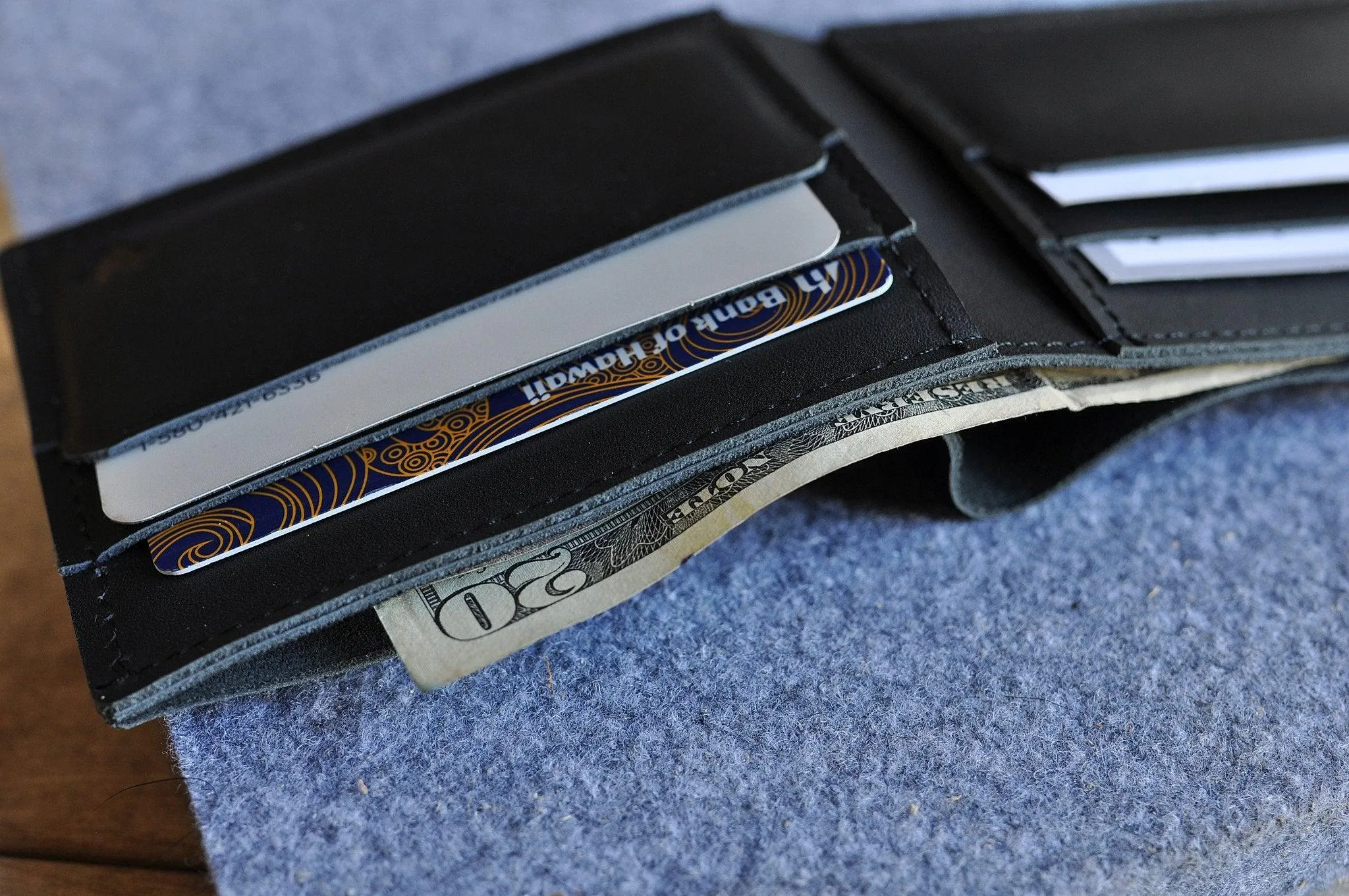 Kiko-leather-Sleek Bifold Wallet